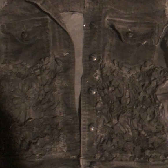 vest - Picture 2 of 3